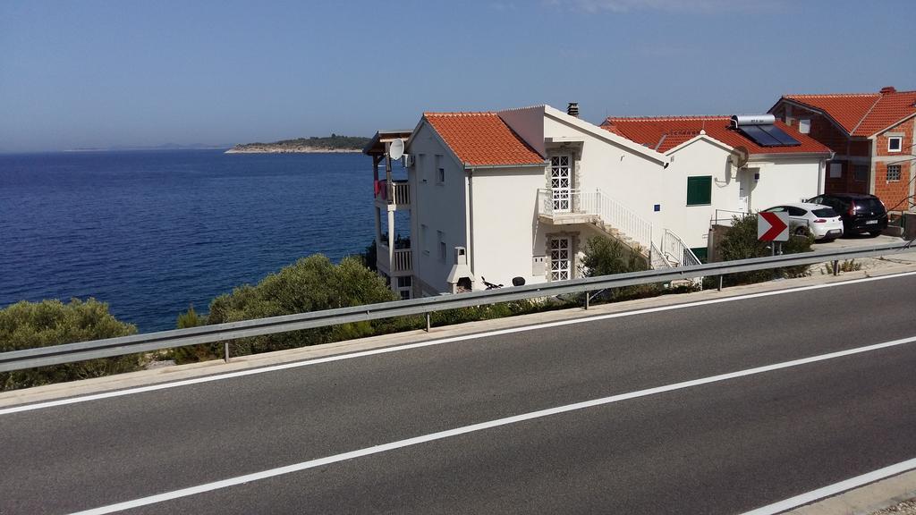 Apartments Nevjestic Primošten Eksteriør bilde